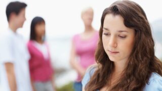 INFPは本当に社会不適合？自分らしい働き方を紹介｜仲介者タイプの年収や適職も解説 